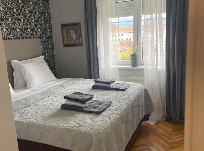 Lea-lux Апартаменты Чачак